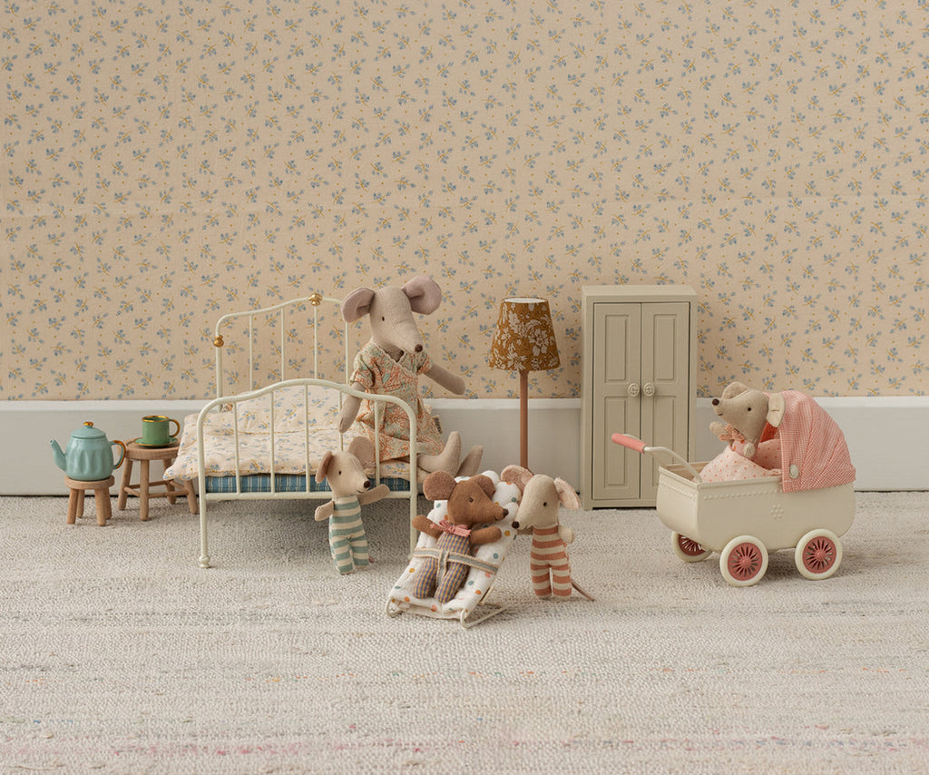 Maileg Mouse Pram - Coral