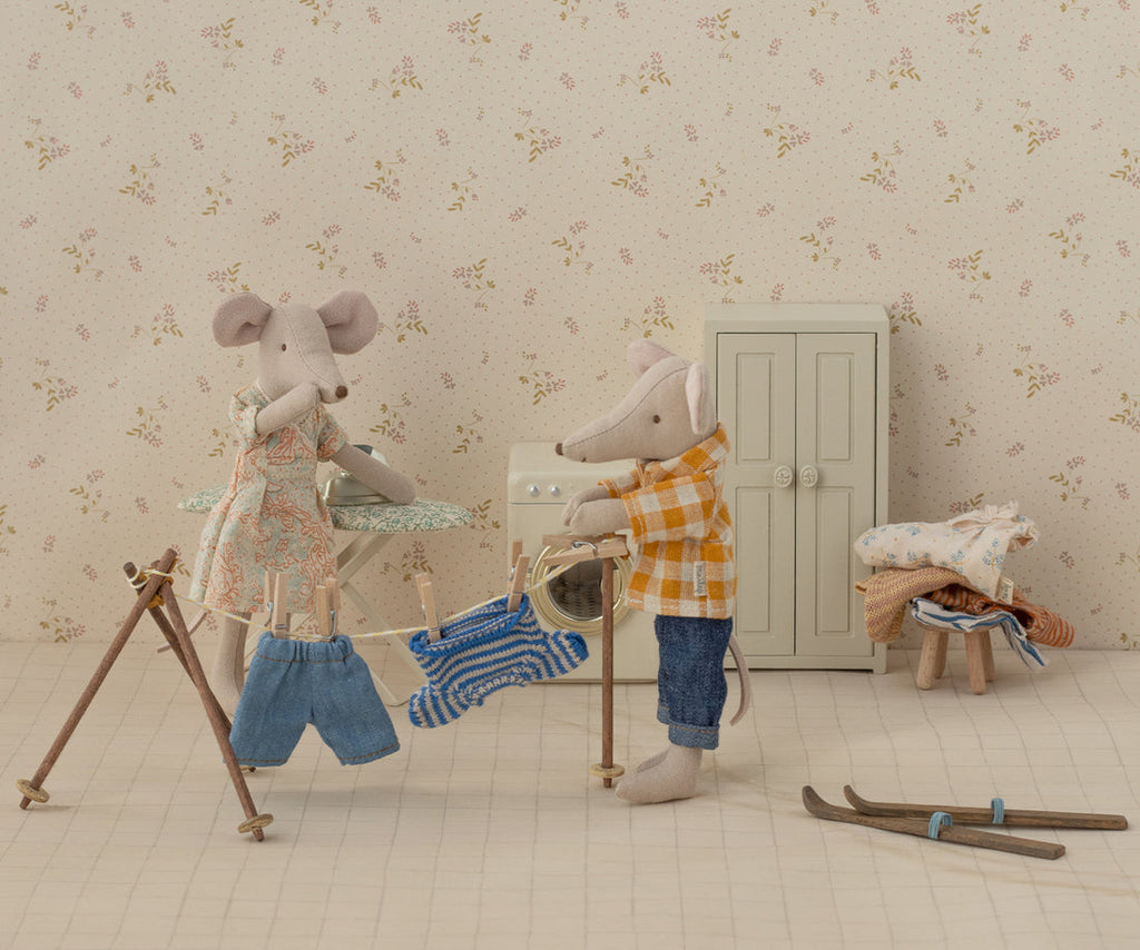 Maileg Knitted Sweater & Pants For Big Brother Mouse