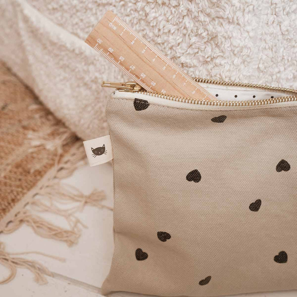 Rose in April - LILI FLAT POUCH HEART SAND
