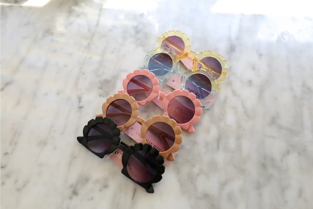 Mini Momo Kid's Scallop Shape Sunglasses - Radish Loves